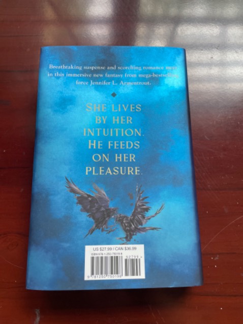 Sách bìa cứng, có bọc seal, đẹp.