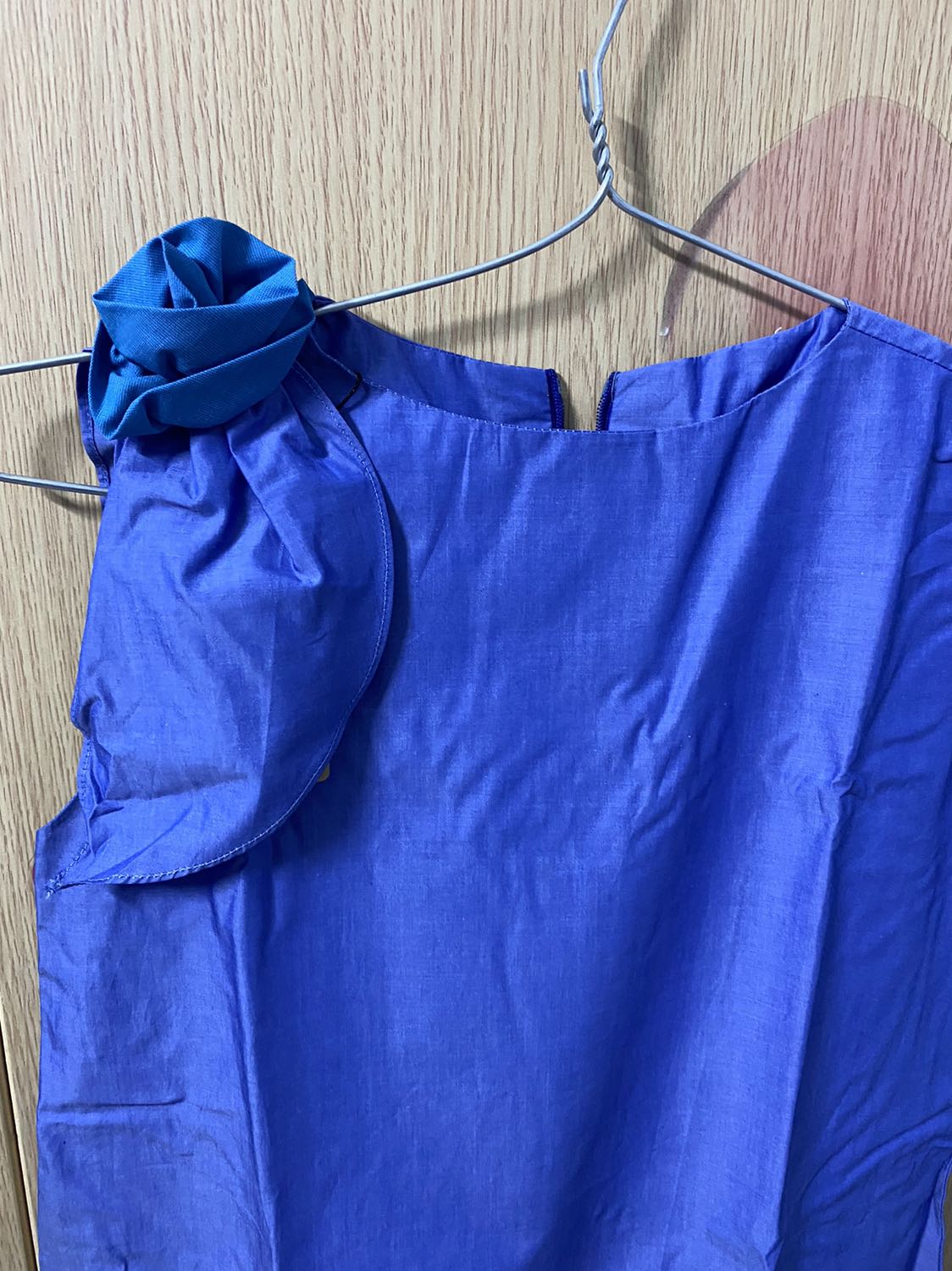 Vải đẹp, đóng gói thì cực dễ thương, xịn xò.
Cho shop 5 sao về cả chất lượng và dịch vụ. Vải đẹp, đóng gói thì cực dễ thương, xịn xò.
Cho shop 5 sao về cả chất lượng và dịch vụ.