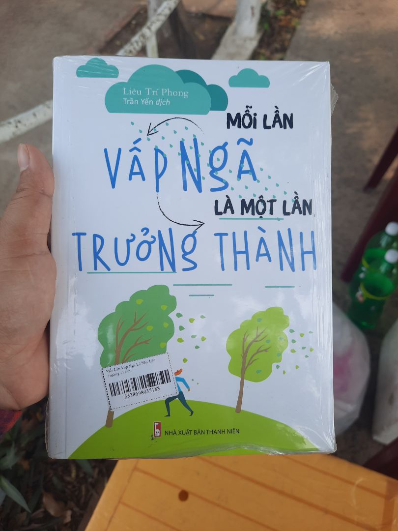 sách đóng gói rất cẩn thận, mình rất ưng cái bụng 🥰. Cám ơn shop đã nâng niu quấn sách để đưa đến người đọc.