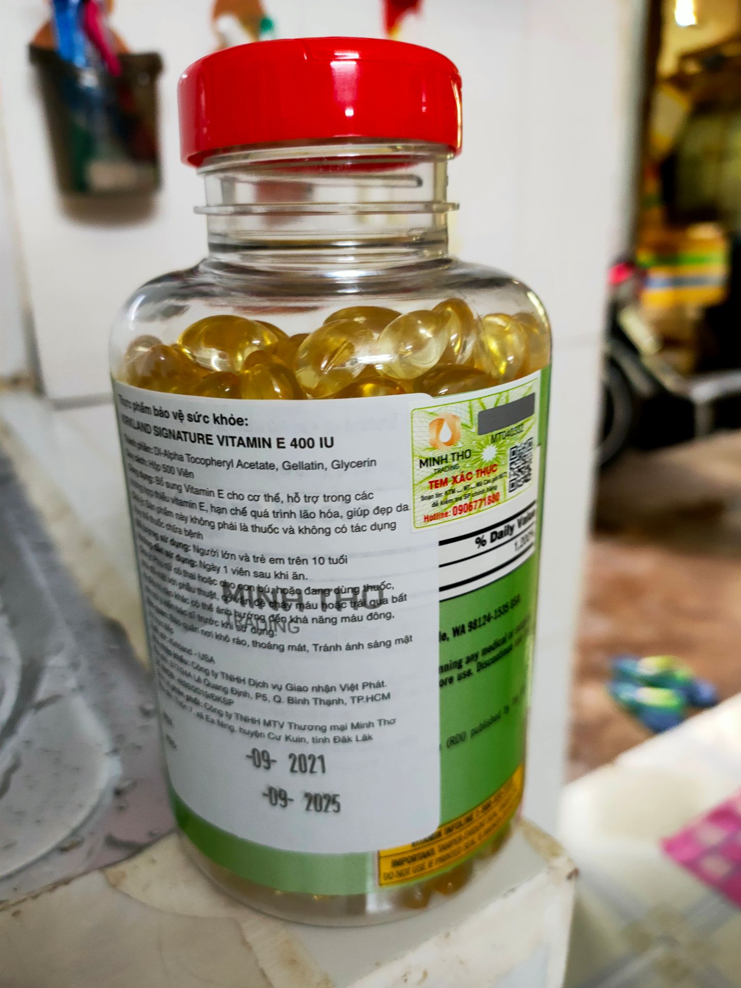 ình nhan đuoc hàng roi . rat hai long về sản phẩm chính hãng date xa . lần sau ủng hộ shop tiếp