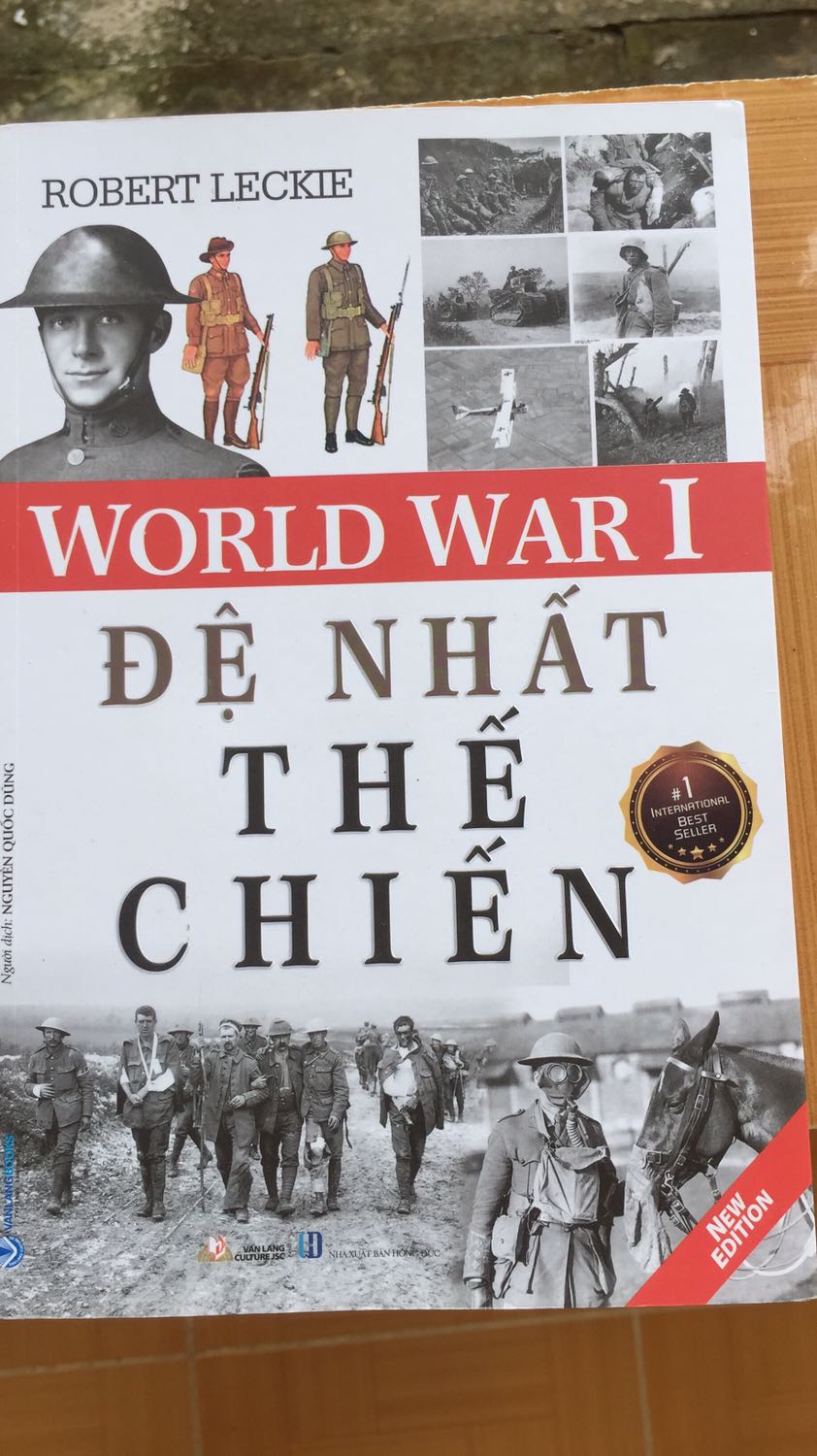 Sách khá ổn, những thông tin chủ yếu thu thập từ nguồn phe Hiệp ước, thiếu thông tin chi tiết mặt trận phía Đông, các chiến dịch của Nga Hoàng, Thổ Nhĩ Kỳ, Áo-Hung, Ý, Bungari, chiến trường Đông Phi và sự tham gia của các thuộc địa nên chưa thể hiện hết tính toàn diện của cuộc chiến. Phần dịch có đôi chỗ còn tối nghĩa, giống google dịch.