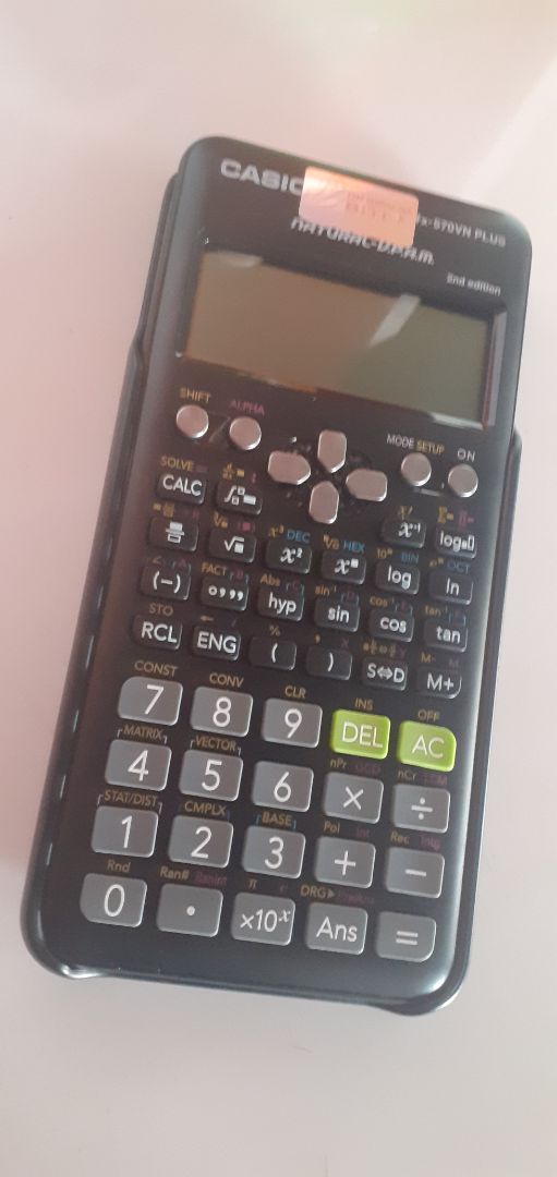 máy mua trên tiki vs giá hợp lý cho túi tiền của học sinh, giao hàng cũng đúng hẹn dù nhà mk cũng ở khá xa 
chị giao hàng cũng tốt, sẽ tiếp tục ủng hộ Tiki sau này