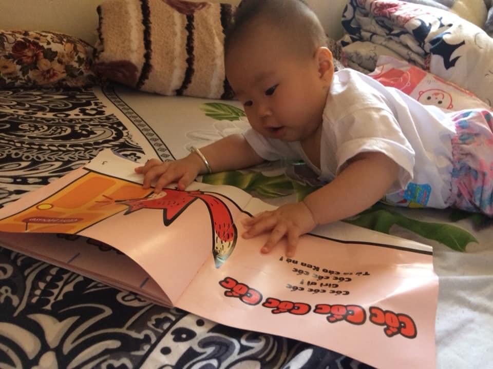 Sách in rõ nét, chất liệu giấy ổn, giao đúng đủ số lượng sách đã đặt, với giá tiền và chất lượng như vậy thì ok. Mỗi tội đợi hơi lâu.