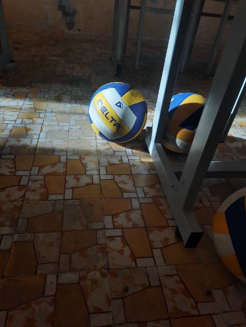 2 tuần đầu chơi khá ok nhưng dần thì không giữ hơi được lâu nữa . Nhưng giá này quá ok lun