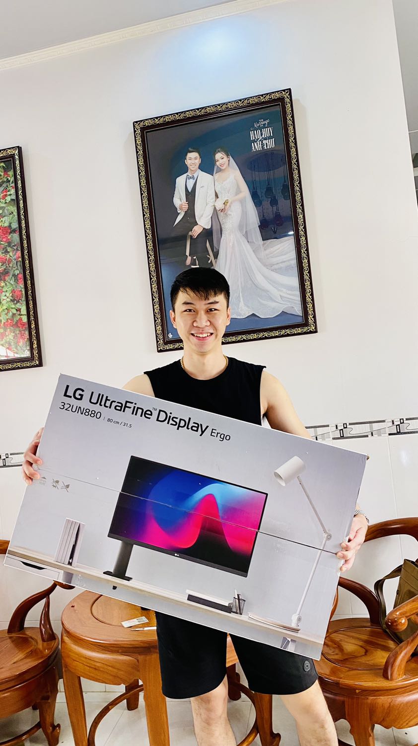 Giao hàng nhanh, Sản phẩm chính hãng hoàn thiện xuất sắc , shop chu đáo còn có thiệp cảm ơn sẽ tiếp tục ủng hộ trong tương lai