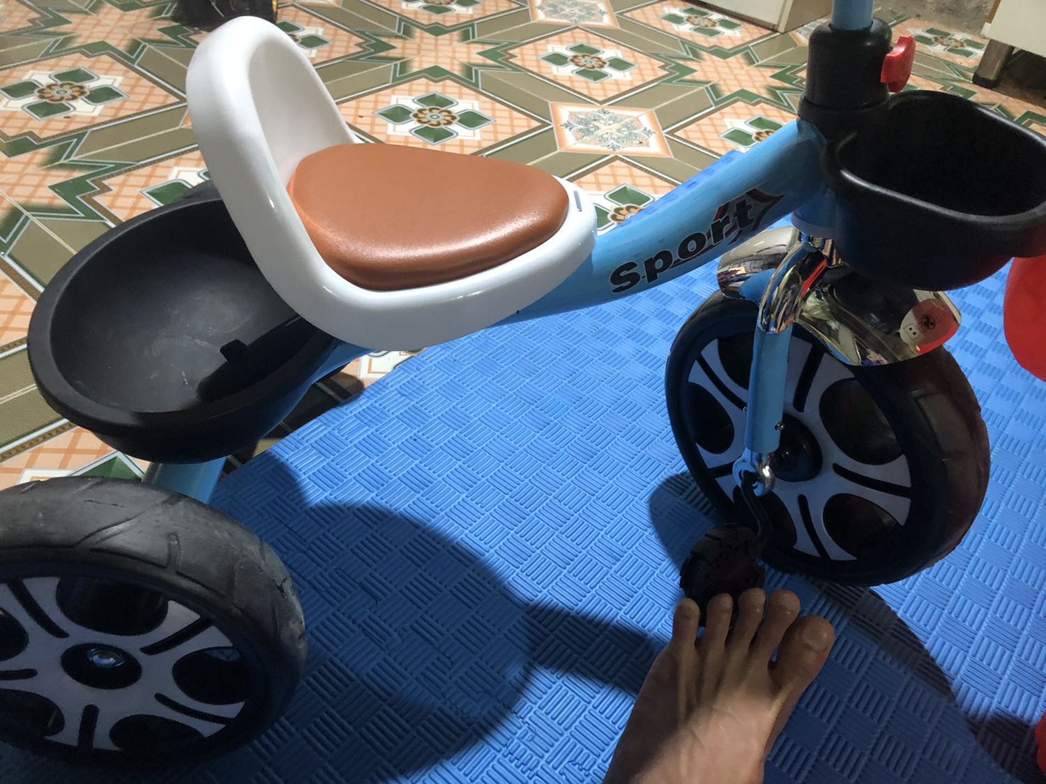 Nói chung là tạm tạm.  Có sử dụng được lâu dài khoing