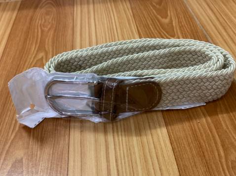 Sản phẩm tốt giao hàng nhanh chất liệu tốt đẹp bền và rất xinh nhé. vote 5 sao cho shop chúc shop buôn may bán đắt