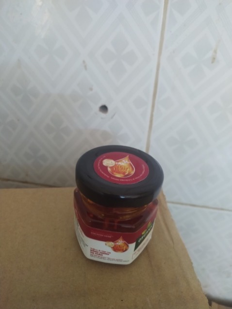 shop gói hàng rất cẩn thận , còn đc tặng một cây lấy mật vs 1 bình thủy tinh để đựng nước rất đẹp , hàng chính hãng, uống rất mát, mình uống kiên trì khoảng 1 tuần đã thấy giảm đau dạ dày, và ngủ rất nhiều