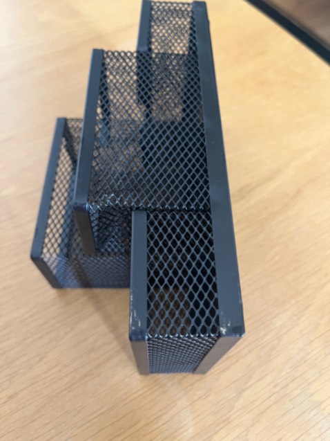 Bẹp, sơn chưa hết, sản phẩm hoàn thiện rất kém chất lượng