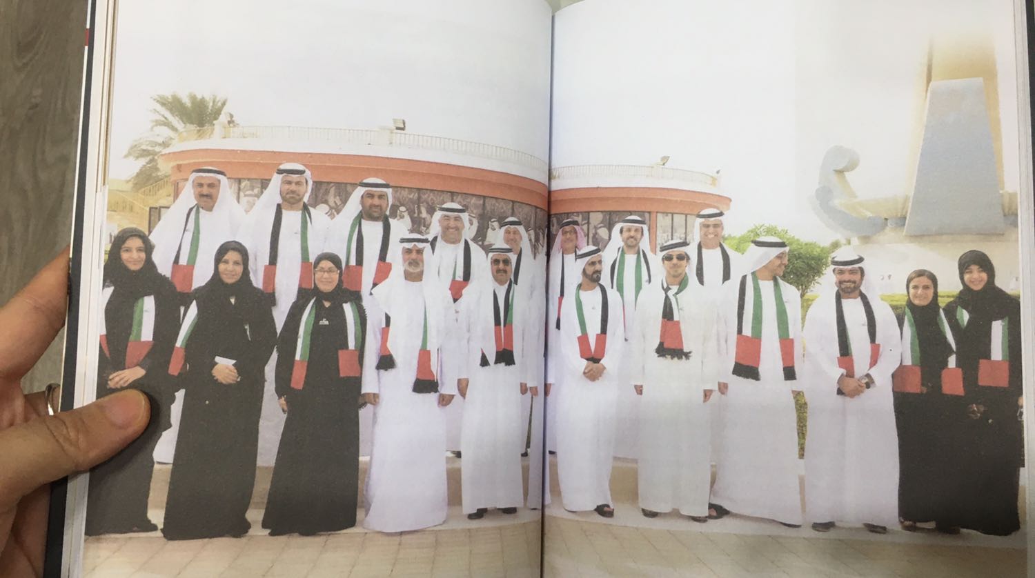 Sách hay, giấy rất đẹp ạ.
Mình rất thích tạo nhóm cùng đọc sách chia sẻ. Kết bạn với mình và giao lưu nhé