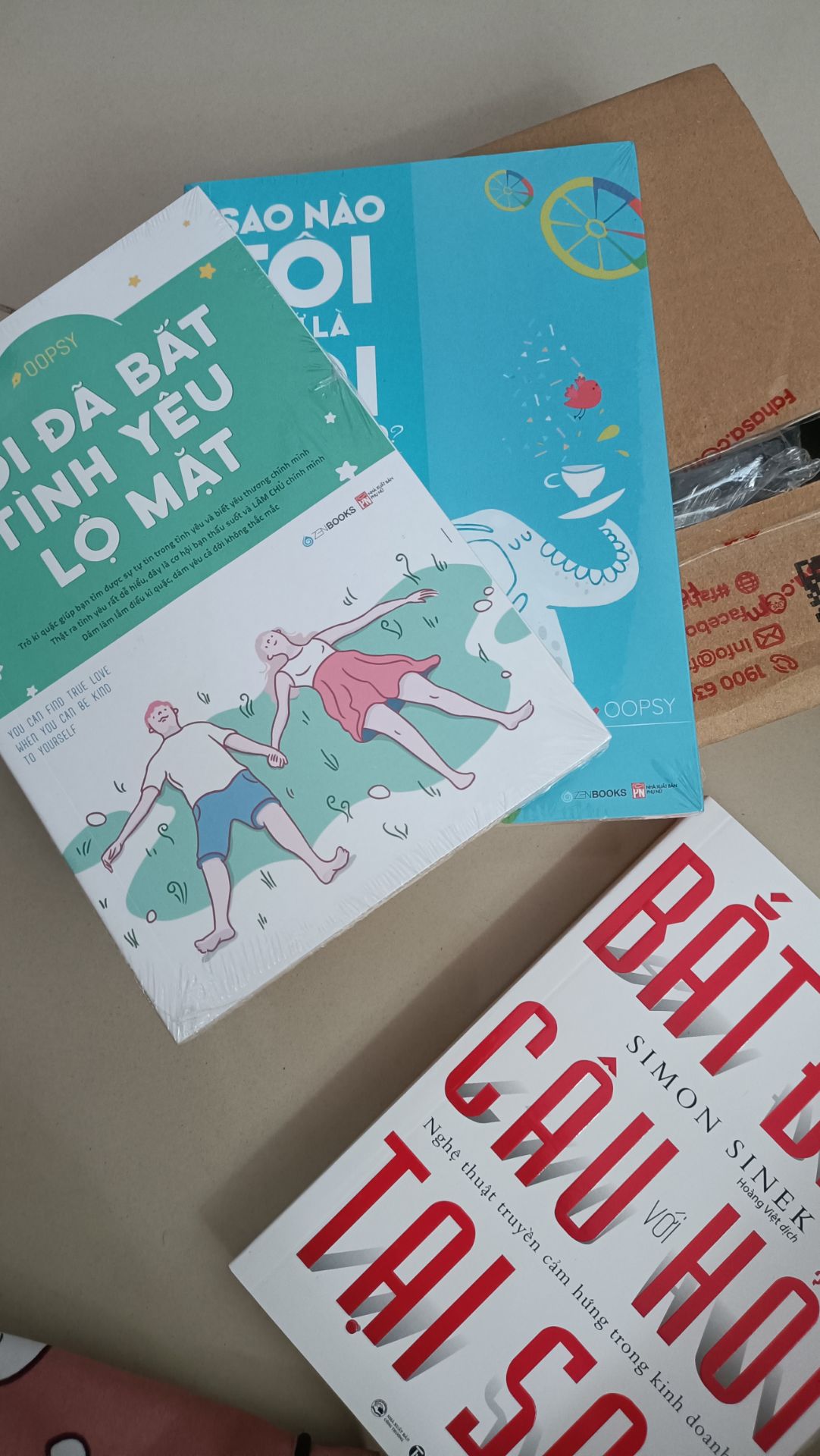 Săn sale được giá siêu hờii
Giao nhanh lắm
Nội dung chưa đọc
Chất giấy okelar
Hàng Fahasa thì có bọc nilong, không trầy xước
Cho 5 sao và sẽ tiếp tục ủng hộ nha