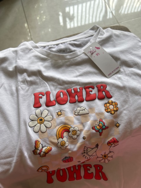 Vải mềm mịn mát. Đúng màu đúng mẫu ok nè