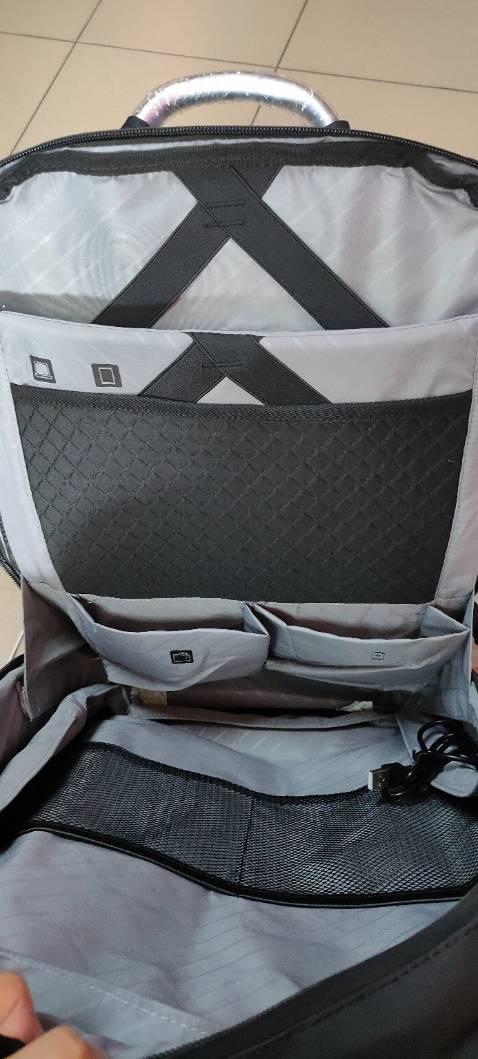 Mình khá ưng so với giá tiền, săn sale nên giá lại càng hợp lí ạ. Shop giao hàng nhanh lắm ạ, vừa đặt hôm trước thì hôm sau có hàng luôn rồi ạ. Mọi người nên mua nha