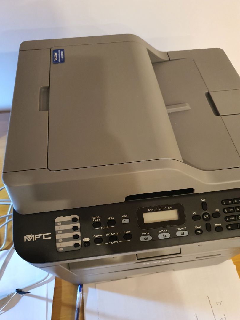 Sản phẩm đúng mô tả, shop bán hàng uy tín. Sản phẩm có vài tính năng nổi bật:
1. In 2 mặt
2. Copy, scan
3. fax
4. có wifi dùng rất tiênn Sản phẩm đúng mô tả, shop bán hàng uy tín. Sản phẩm có vài tính năng nổi bật:
1. In 2 mặt
2. Copy, scan
3. fax
4. có wifi dùng rất tiênn