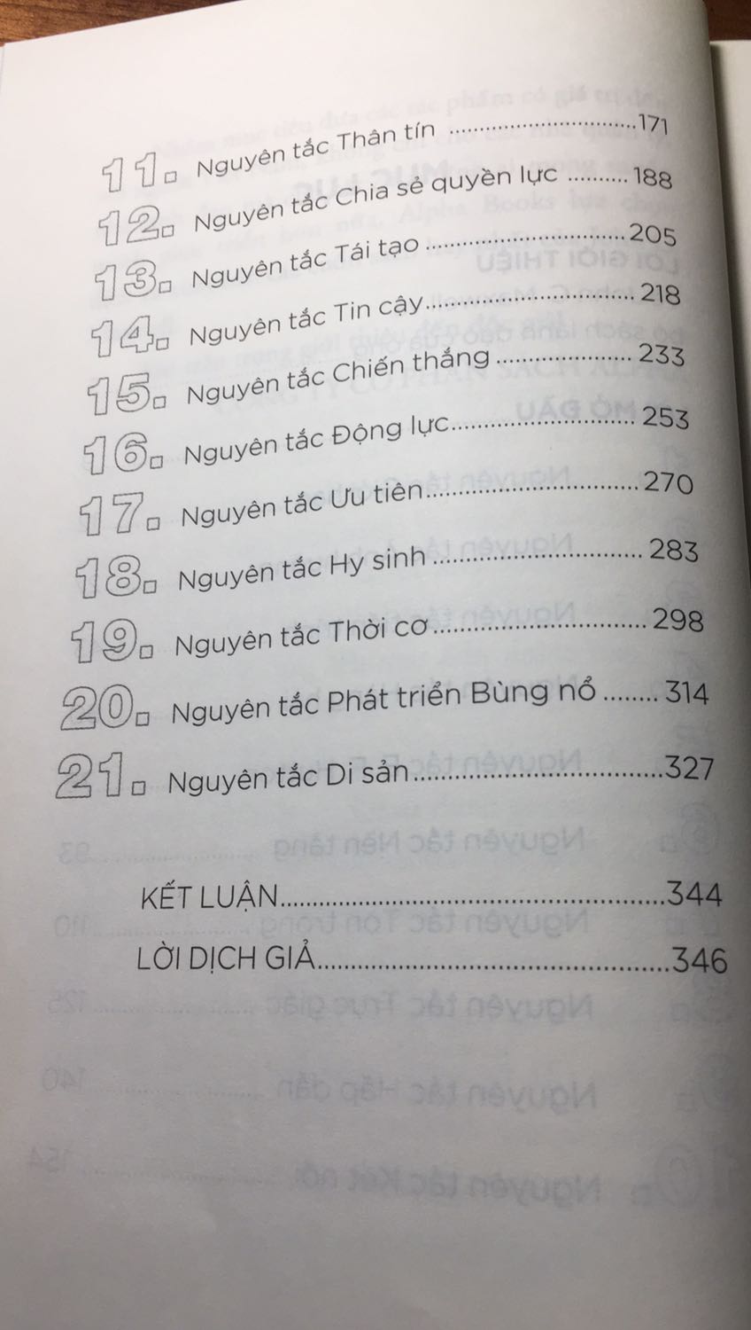 Cuốn sách in đẹp, đóng gói giao hàng tuyệt vời. Nội dung sách hay cho các bạn nào muốn làm lãnh đạo, các cách thức, kỹ thuật hay là nghệ thuật lãnh đạo thì nên đọc và áp dụng nhé ??