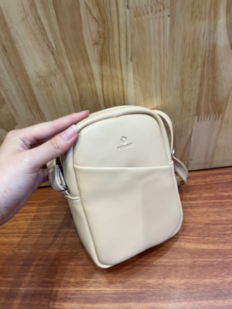 Nói chung là xuất sắc mấy bà ơii nhỏ gọn dùng hàng ngày rất tiện da đẹp cực xịn nha mấy bà