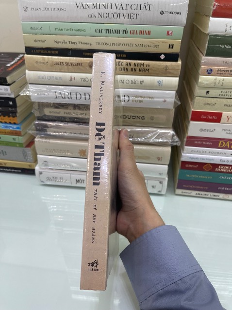 Sách mới còn bọc seal , lần này mình rất hài lòng về Tiki Trading . Giao hàng cực nhanh