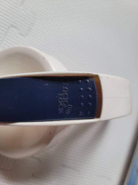 Bình quá bẩn, cũ, xước quá nhiều, ko phù hợp giá tiền, ko recommend cho mọi người.