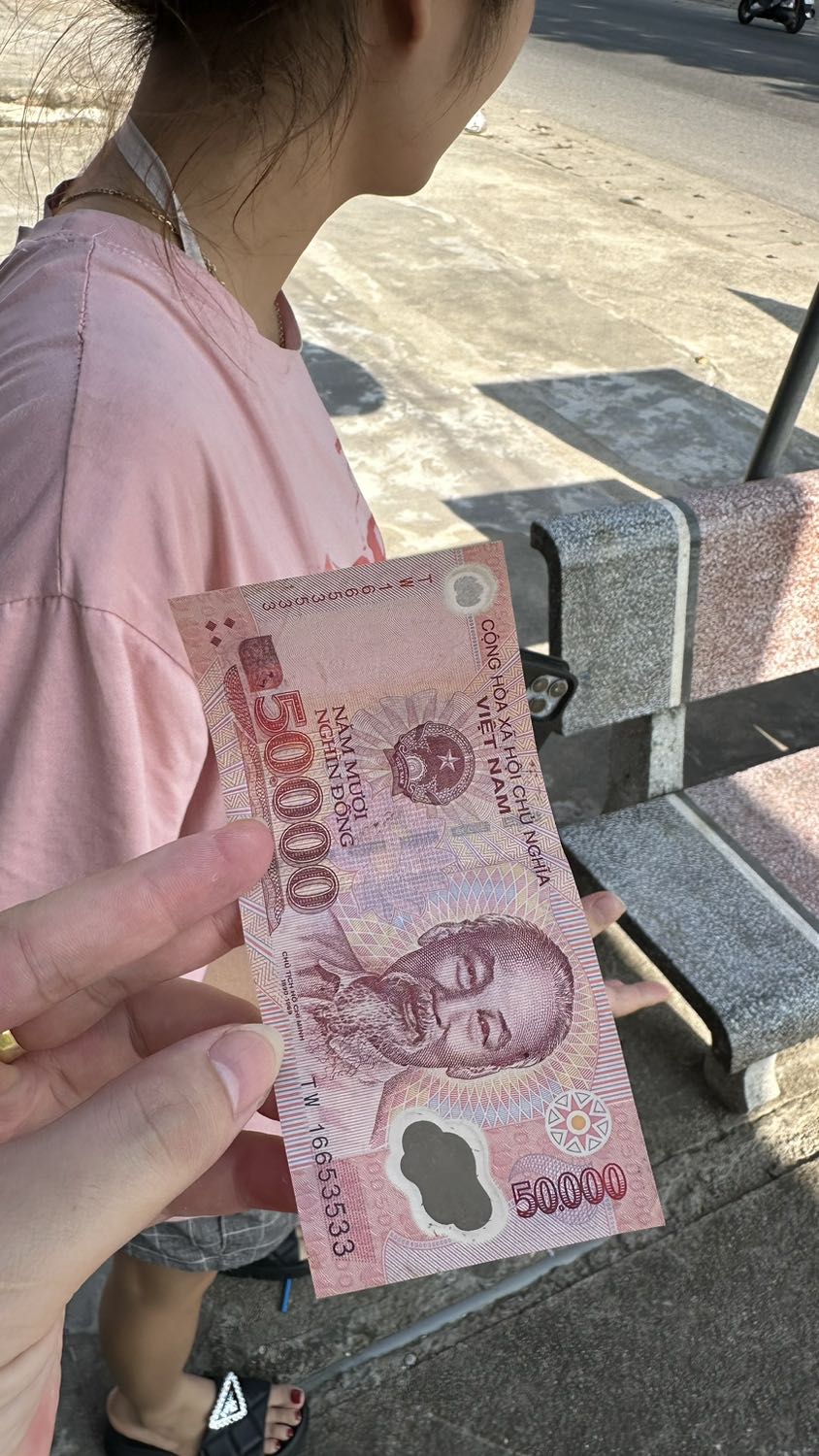 Mua được 1 ngày thì lỗi liên tục