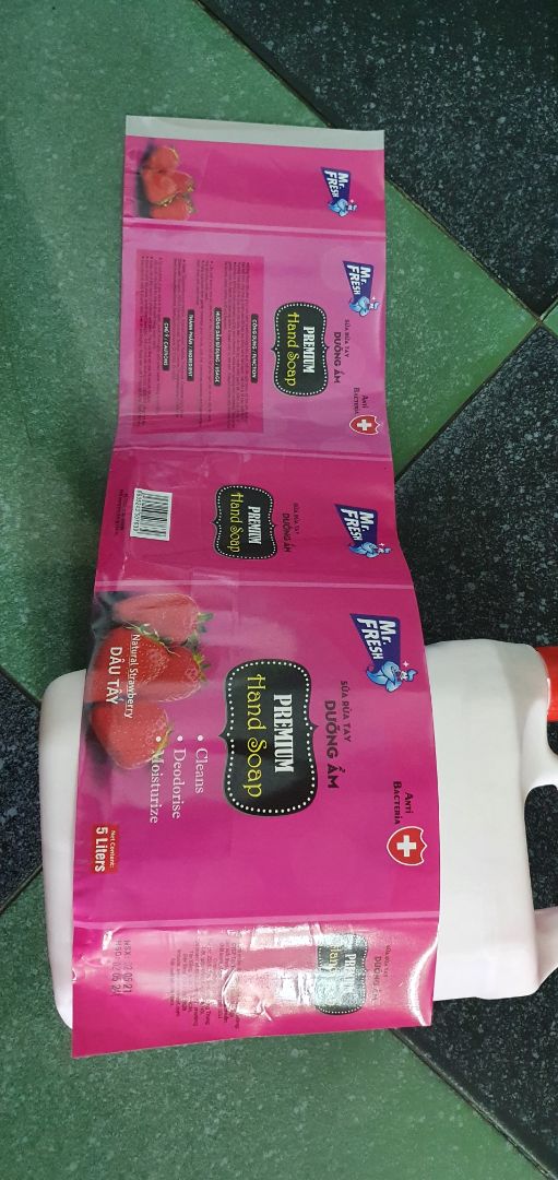 mua 1 can to 5l thì tha hồ dùng
ship nhanh, can hơi méo 1 chút nhưng ko sao cả
chỉ là cái tờ nhãn hiệu lại ko dính vào can, trên thân can lại ko có chữ gì cả, chẳng biết có phải của hando thật hay ko nữa