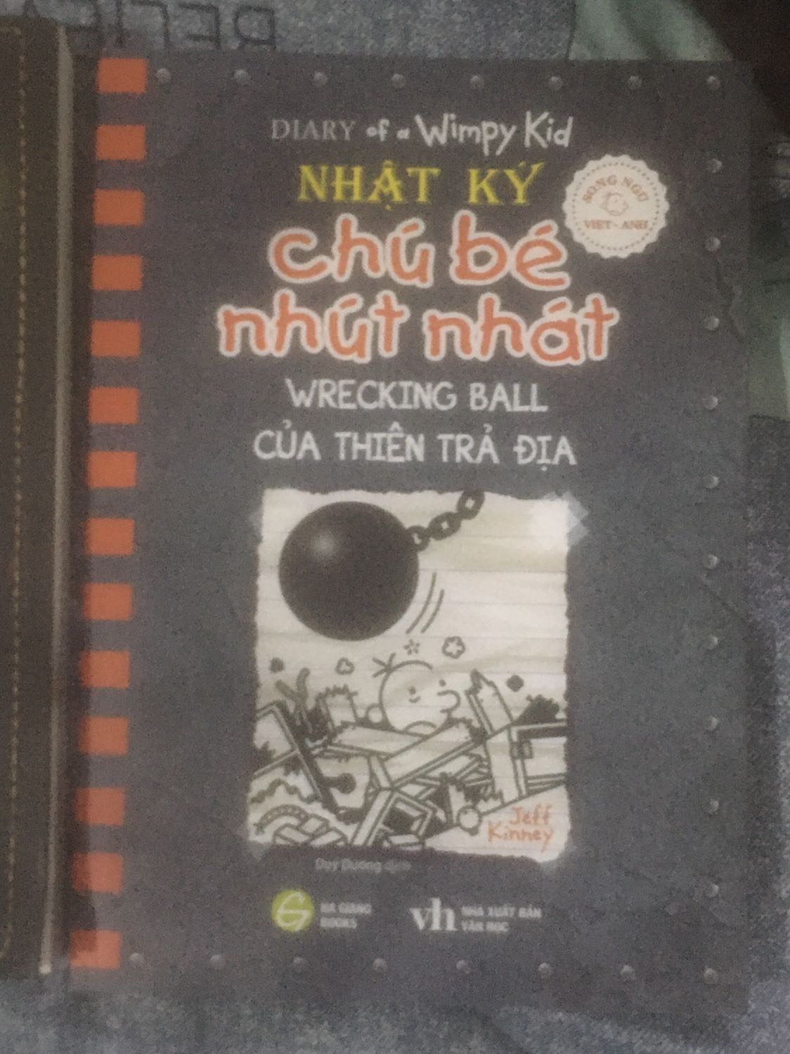 sách hay lắm mọi người, dịch thuật cũng hay nữa!!!