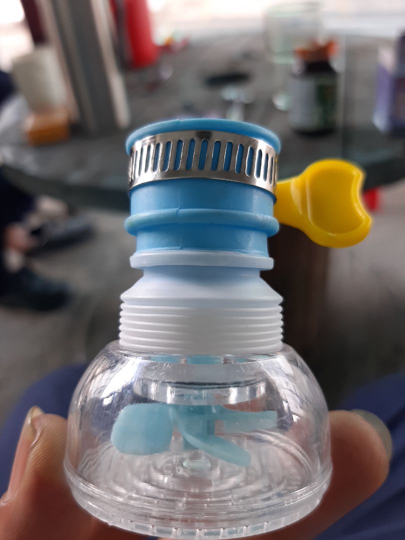 shop *** đảo đó ae.giao hàng ko đúng hình ko có lọc