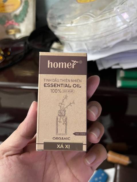 Tinh dầu xá xị đạt chuẩn hàng chất lượng, an toàn, mình đã sử dụng nhiều lần rồi và cảm thấy ok nên mua thêm sử dụng,... nên mua sản phẩm nhé ạ,...