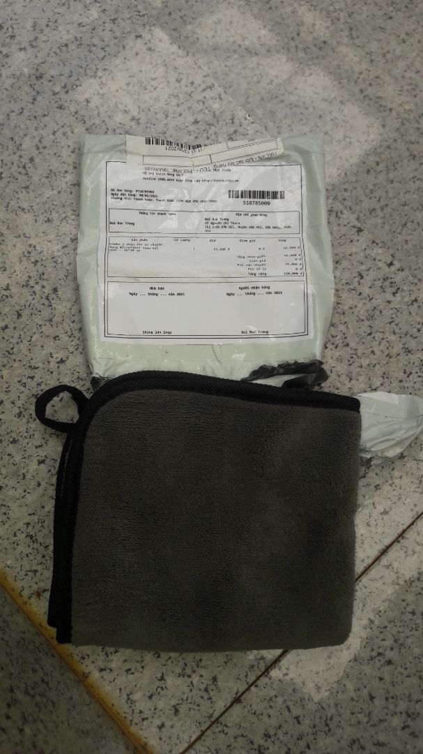 combo 3 khăn mà giao có 1 cái thì hài lòng sao nổi. *** nhau à