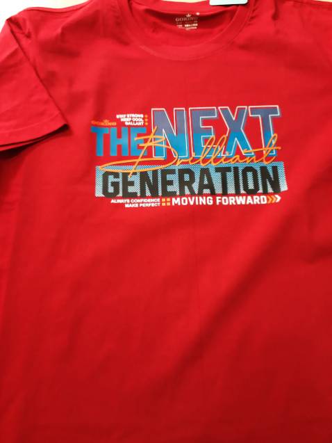 Áo rất đẹp, vải thun cotton mềm mại, độ dày vừa phải. Hình in rõ ràng, sắc nét.