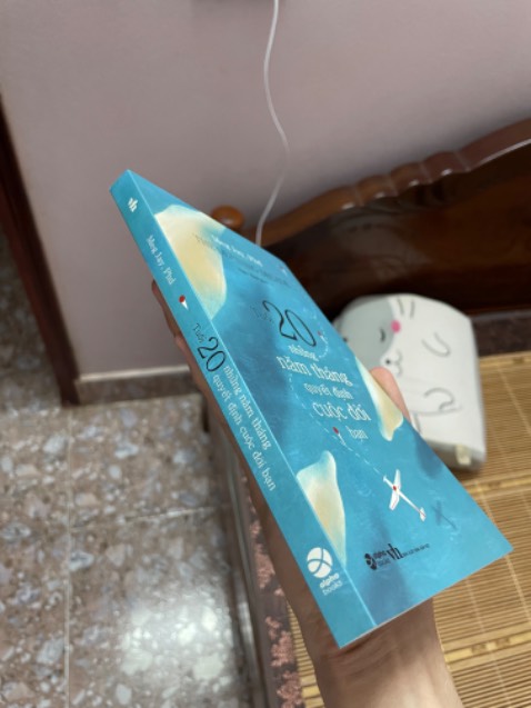 Giao hàng nhanh, chất lượng sách sẽ để sau. Chờ phản hồi của người nhận 👏
*Update: đóng gói tốt (như ảnh). Chất lượng in ấn 👌. Nội dung hữu ích, cung cấp nhiều quan điểm hay, góc nhìn đầy đủ cho những bạn chưa nhận thức tới nó👏