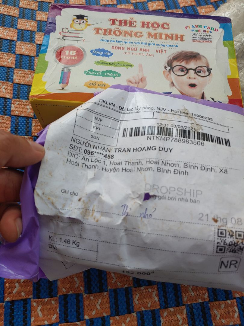 Shop phản hồi giúp nhé. Mình đặt 2 bộ, tính tiền 2 bộ, nhưng shop gửi có 1 bộ. Nhắn tin cho shop 1 ngày rồi mà shop không phản hồi lại. Món hàng tuy bé nhưng sự uy tín của shop thì không có. Không đáng nhé shop.