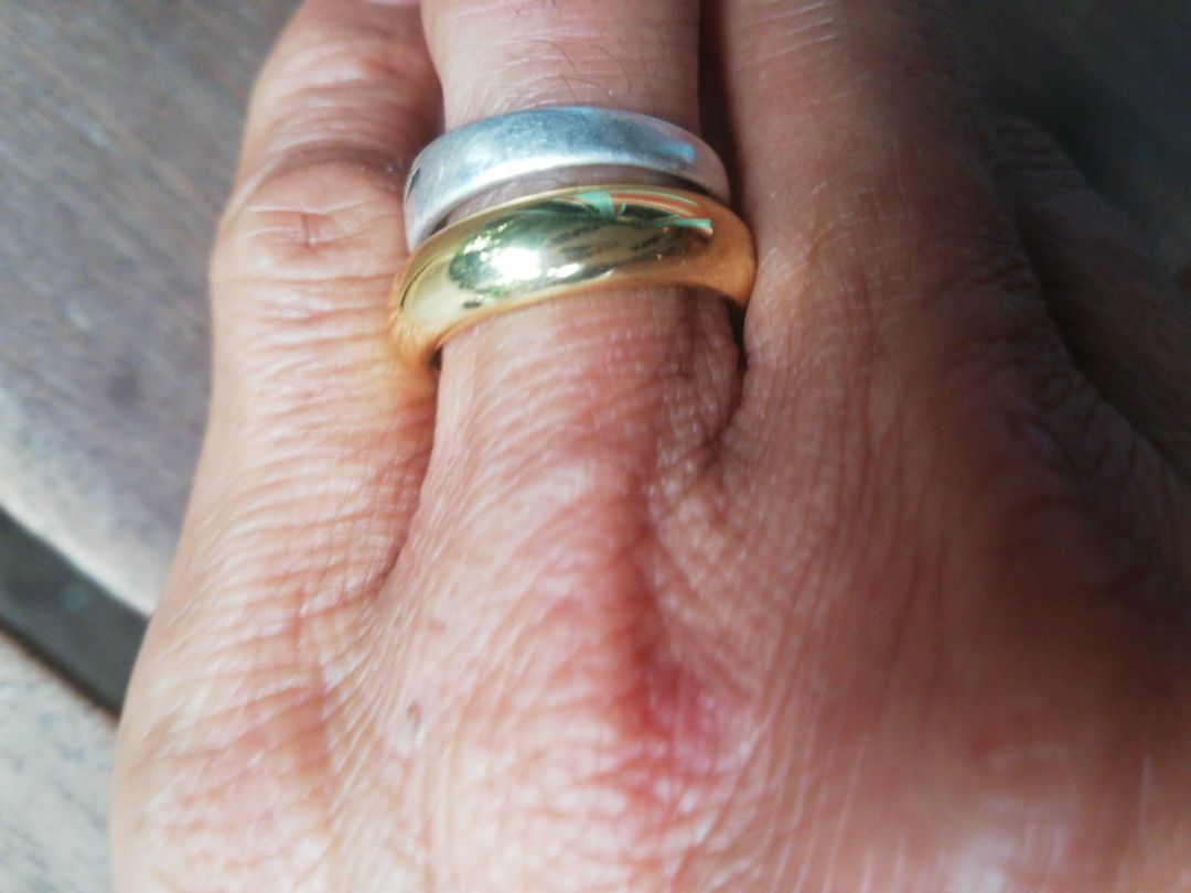 nói chung nhìn cũng đẹp, nhưng không biết có bền không