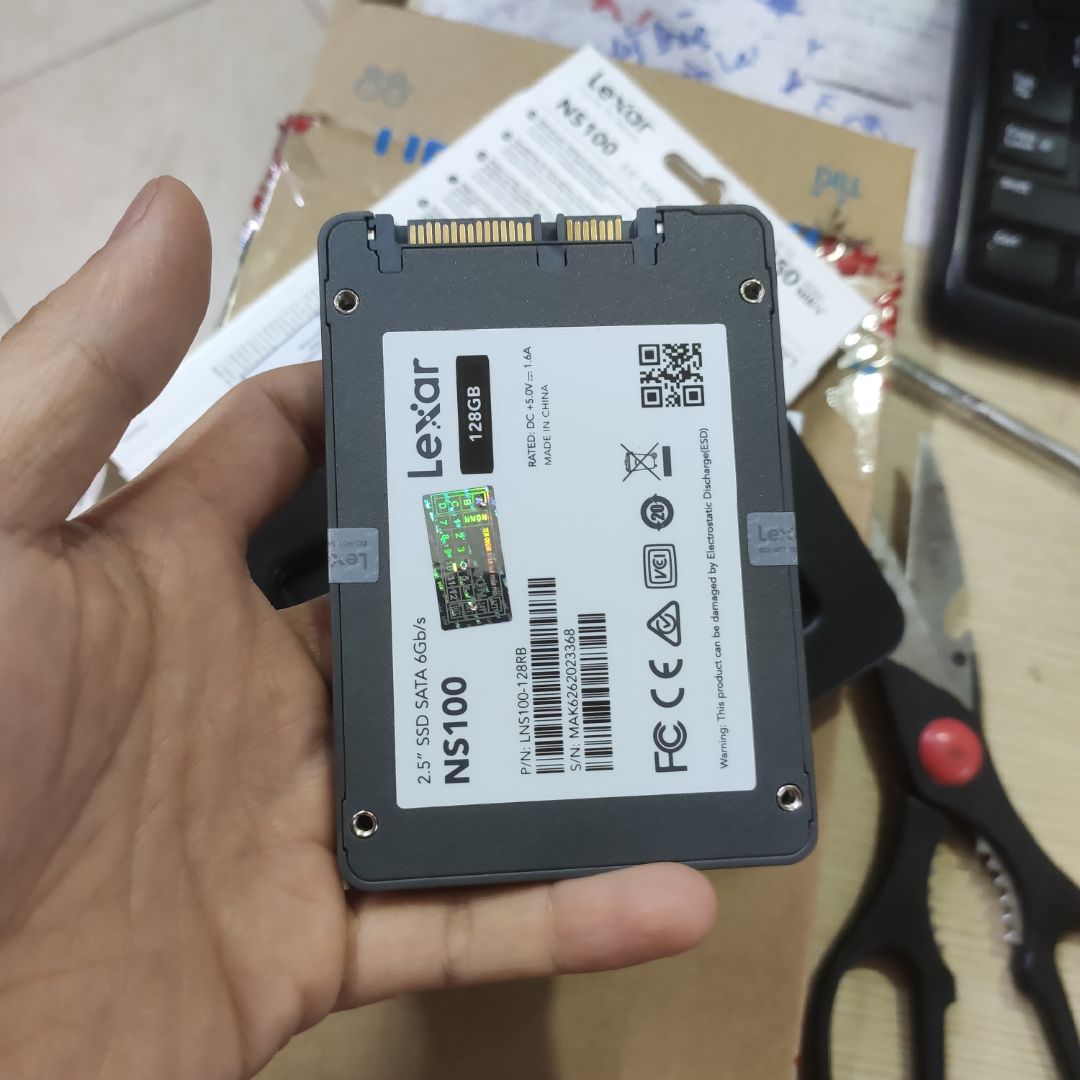 Rấ uy tín  giao hàng chuẩn giờ luôn 👌. Đúng hàng, chuẩn model đã chọn. Tiki thật tuyệt vời.