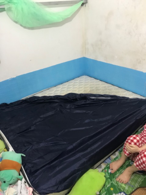 Giao size kích thước . Giao 1m8 -2m mà không bao được đệm 1m6-1m9. Nhờ shop hổ trợ đổi lại ạk