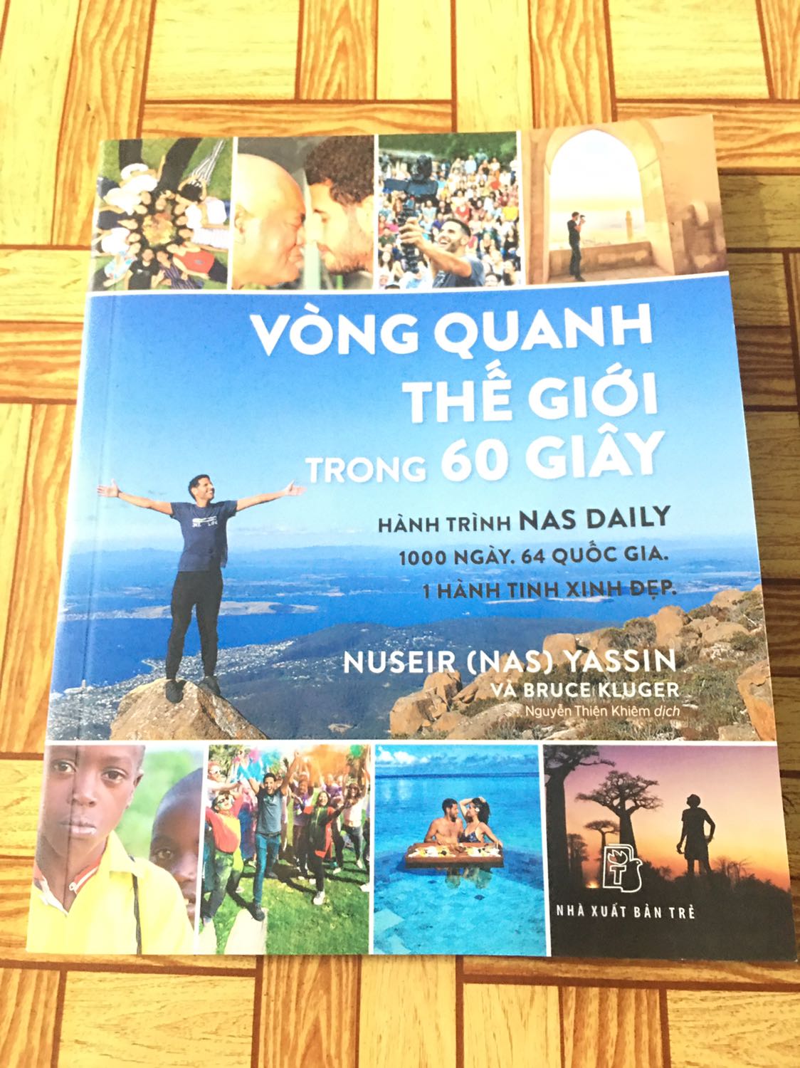 Ổn nhưng mình hơi thất vọng vì chất lượng không tốt: giấy thì i như giấy báo, ảnh màu được mấy trang đầu công lại thì không, ship siêu lâu mình biết là đang dịch nên khó để ship nhưng mất đến tận hơn 2 tháng thế này thì :((((( (mình không nói đến nội dung vì mình chưa đọc :))))))