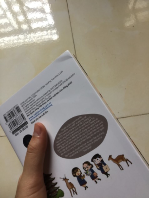 Giao nhanh nhưng truyện móp méo hết trơn :(((