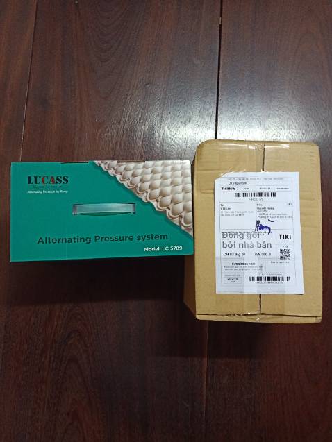 Máy chạy rất êm, shop đóng gói bao bì cẩn thận và có kèm phiếu bảo hành đầy đủ , shipper vui vẻ .Cảm ơn shop nhé !