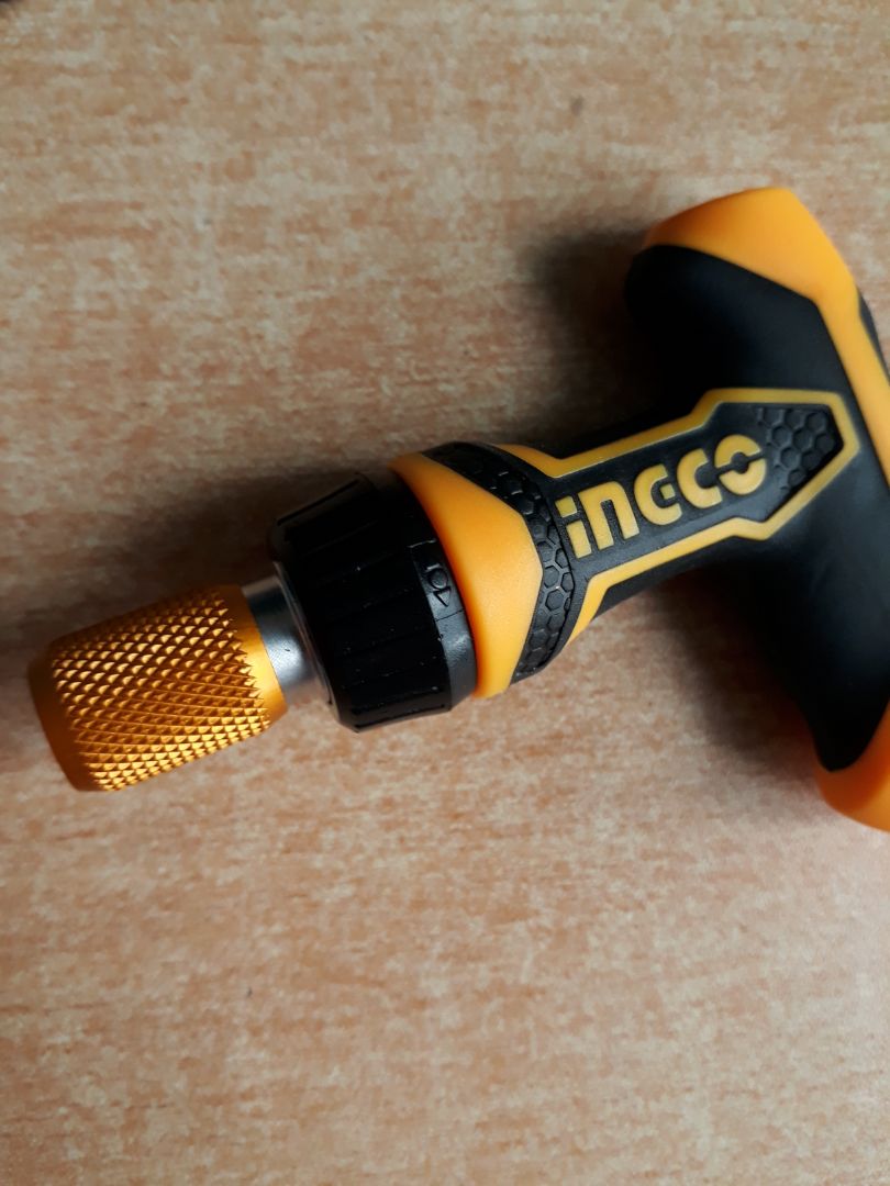 bộ này rẻ mà chất lượng phết, từ nay vặn dễ dàng hơn rất nhiều. Gọn gàng hơn, đỡ mất cong mang nhiều cây vít như trước kia. Cái này mình mua sale còn 99k, các bạn canh mua được thì mua