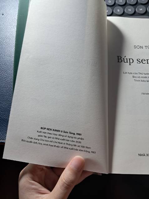 Sách viết về Bác Hồ thời niên thiếu trước lúc ra đi tìm đường cứu nước vào năm 1911.