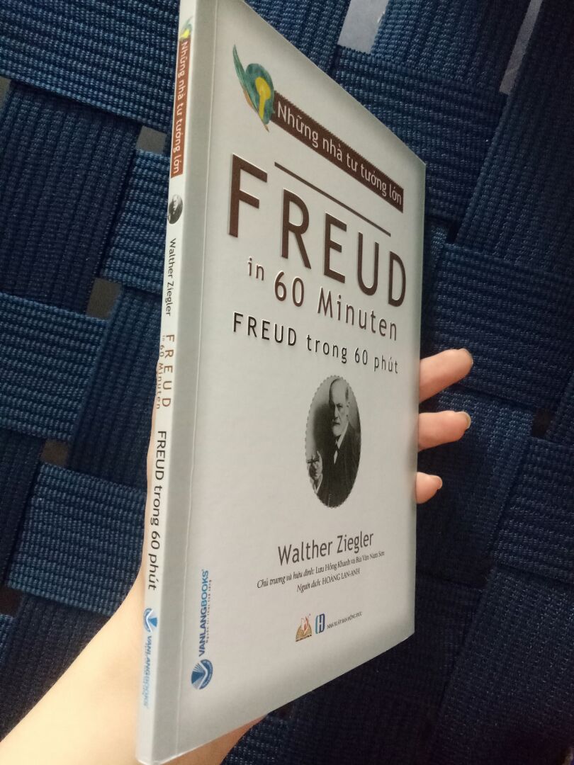 nội dung cuốn sách truyền tải ngắn gọn nhưng vẫn đầy đủ, bìa sách chữ in nổi sờ rất thích, thích hợp cho bạn nào muốn tìm hiểu về Sigmund Freud ? nội dung cuốn sách truyền tải ngắn gọn nhưng vẫn đầy đủ, bìa sách chữ in nổi sờ rất thích, thích hợp cho bạn nào muốn tìm hiểu về Sigmund Freud ?