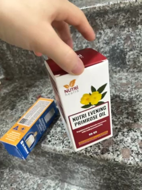 Đóng gói đẹp, ko bị móp méo thấy gthieu dùng loại này tốt nên đặt thử ai ngờ có cả quà luôn.