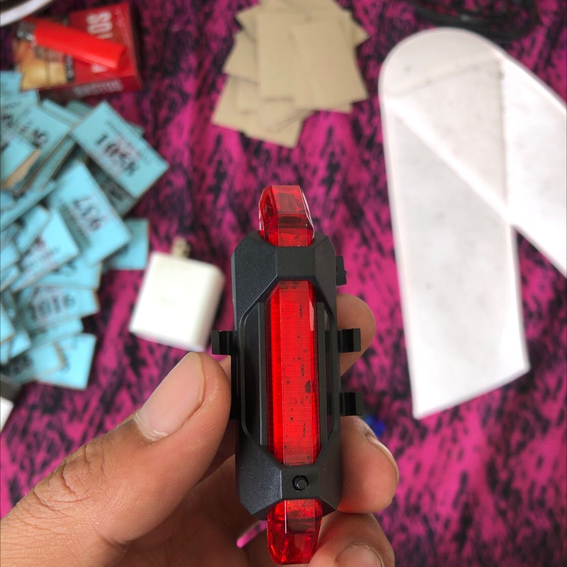 Tôi cần đổi lại 2 đèn bị lỗi
Hàng chưa đảm bảo