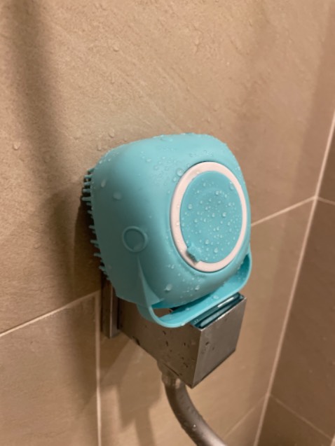 Ổn. Nhưng bình chứa xà phòng nghĩ nên cho ít r dùng 1 lần thôi, không có van nên k kiểm soát xà phòng bên trong được.