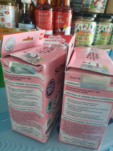 Hàng gửi móp méo, tem thì bung hết , ko ưng ý tý nào, bên trong bụi bám, sản phẩm giống như bị thui tem niêm phong. hàng này mua về sao bán lại được