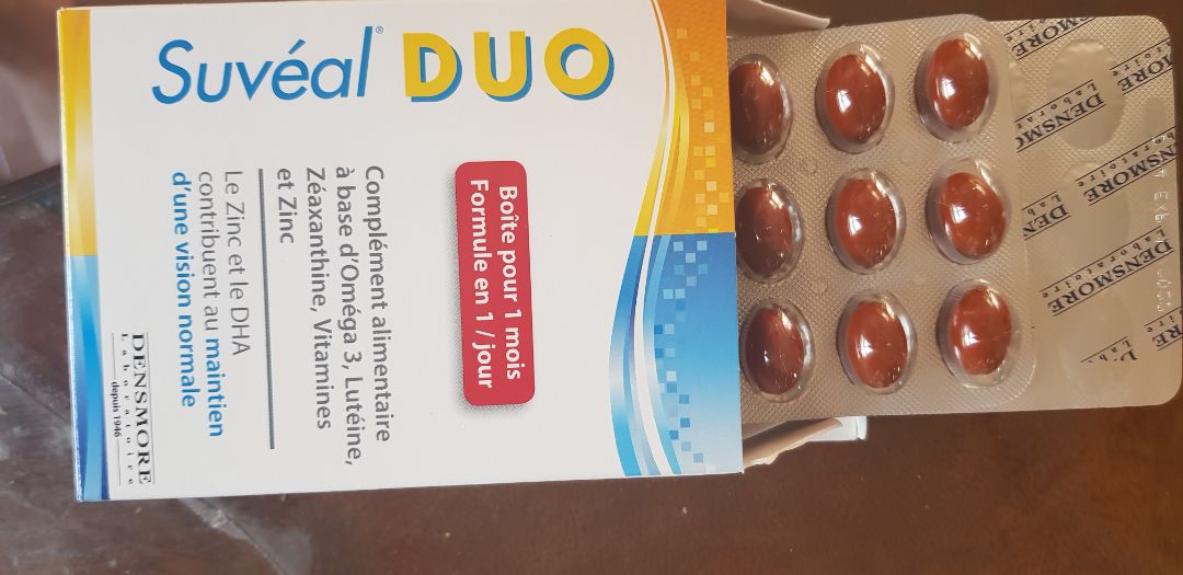 lần đầu tiên mua giao nhận hàng khổ nhất ở Tiki, chờ GHN giao chuyển, phải đi bộ nguyên con đường kiếm anh giao hàng nhanh để lấy, vì nhà thì hông bị chặn cách ly gì, mà hổng biết ảnh bị chặn ở hẻm nào mà không vào được.☺️
Bù lại, có thuốc bổ mắt xịn xò cho người thân uống. Hy vọng tốt và mắt sáng đỡ mỏi hơn.