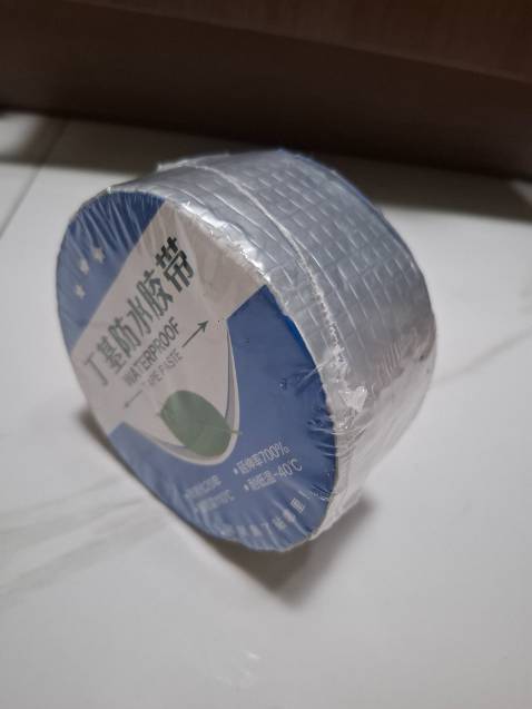 Đã sử dụng cảm nhận độ kết dính chắc,phù hợp hầu hết các loại  vật liệu khác nhau.Chất lượng tốt.