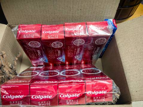 Sao để mua 4 tặng 1 mà lại không thấy quà tặng