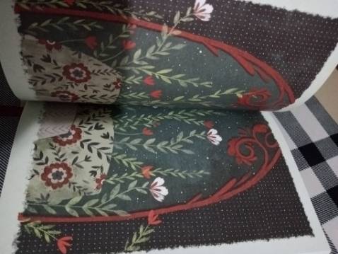 Sách đẹp lắm luôn!!!!!!!! Mở ra nhìn hết cả hồn. Ảnh minh hoạ đẹp, tông màu phù hợp với sach quá chừng. 

Sách bao cẩn thân, không móp méo. Ship giao nhanh, mới đặt hôm qua, hôm nay đã có hàng. Anh shipper nhiệt tình nữa, thích!