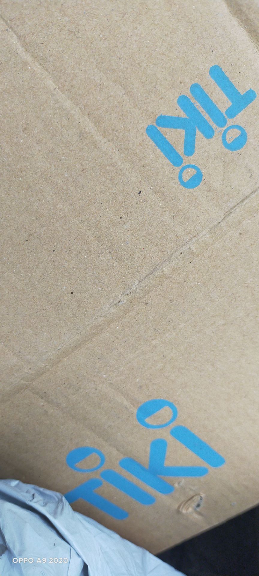 sản phẩm tốt, giá sale rẻ nên mua nhé mọi người, tiki giao hàng nhanh đóng gói cẩn thận, mình rất hài lòng khi mua hàng trên tiki