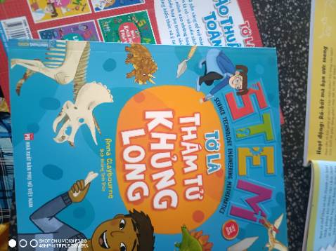 Nhận đủ combo 8 cuốn. 
Có 1 cuốn bị bong bìa, còn lại đều ổn. 
Sách in đẹp, chất giấy dày dặn.
Nội dung thú vị, bé rất thích. 
Cảm ơn shop.